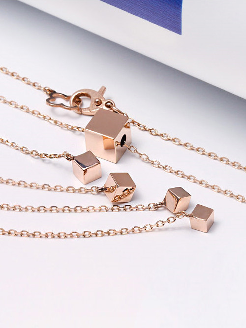 14K 18K 큐브 목걸이