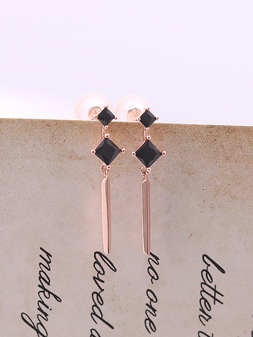 14K 블랙큐 미들드롭 귀걸이