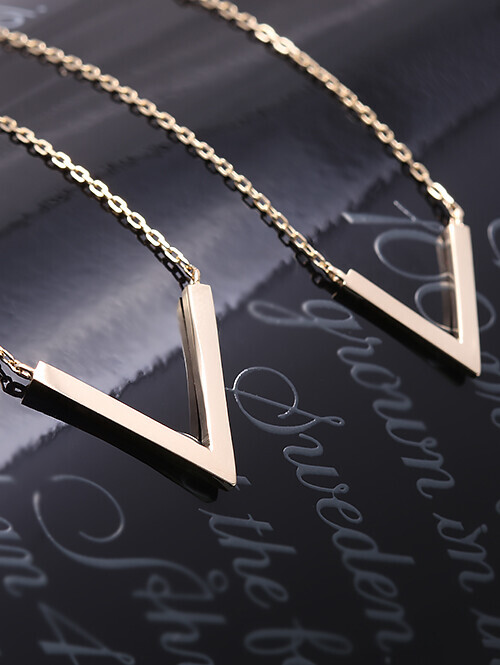 14K 모던 브이 목걸이 (작은브이,큰브이)