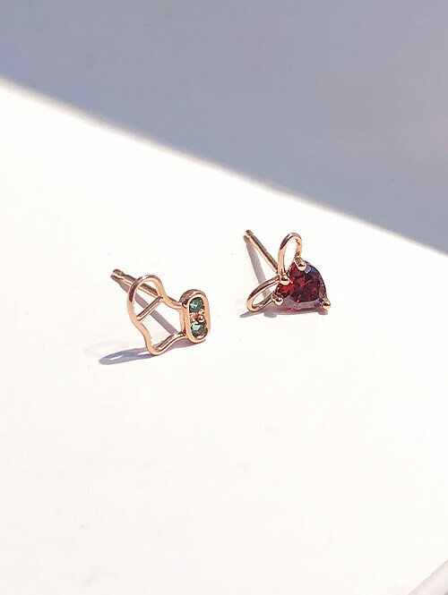 14K x-mas 양말 하트 선물 귀걸이 (핀/침형)