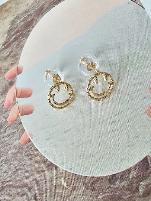 14K 샤인 미소 스마일 귀걸이 (침/핀형)