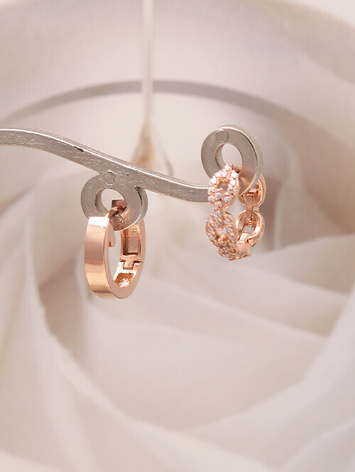 14K 18K 블링드 버클 언발 귀걸이